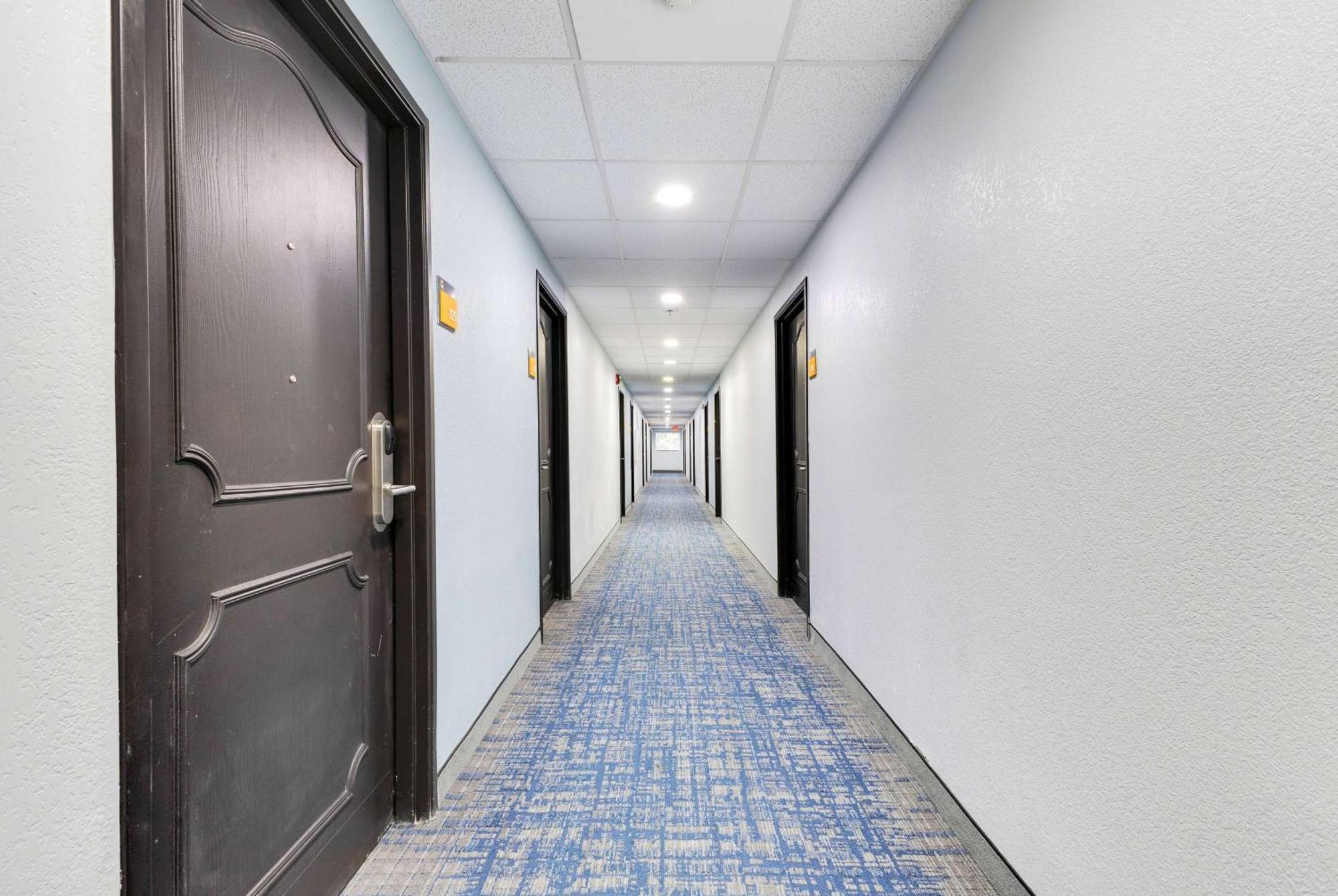 La Quinta Inn & Suites By Wyndham Jacksonville Mandarin Exterior photo